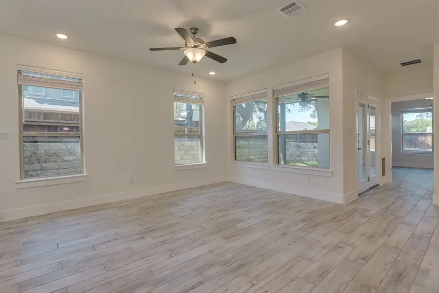 619 Parkline Dr, Georgetown, TX 78626 - #3
