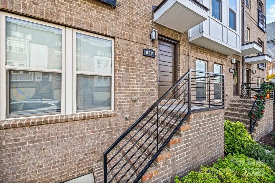 16034 Roscoe Lane, Charlotte, NC 28204 - #2