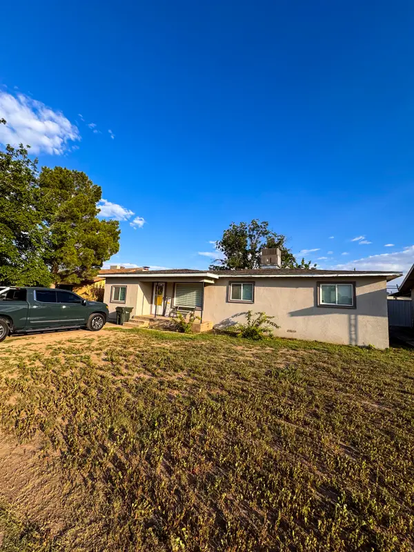 2417 Avenue C St, Carlsbad, NM 88220