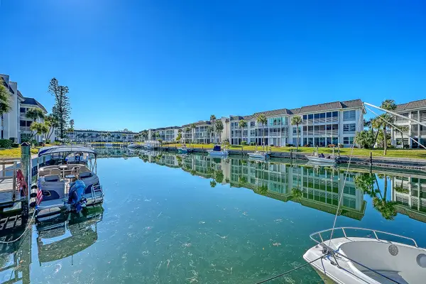 4380 Exeter Drive #101, LONGBOAT KEY, FL 34228
