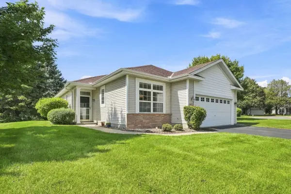 14795 Bloomfield Circle, Rosemount, MN 55068