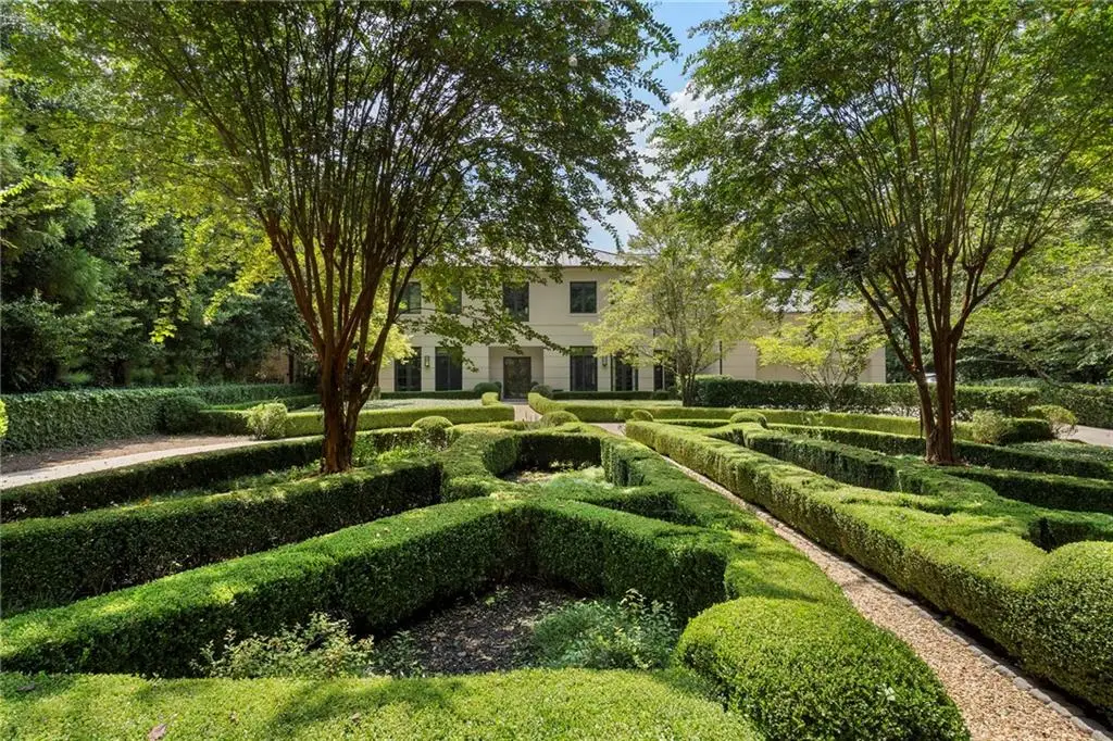 1500 West Wesley Road Nw, Atlanta, GA 30327 - Image #1