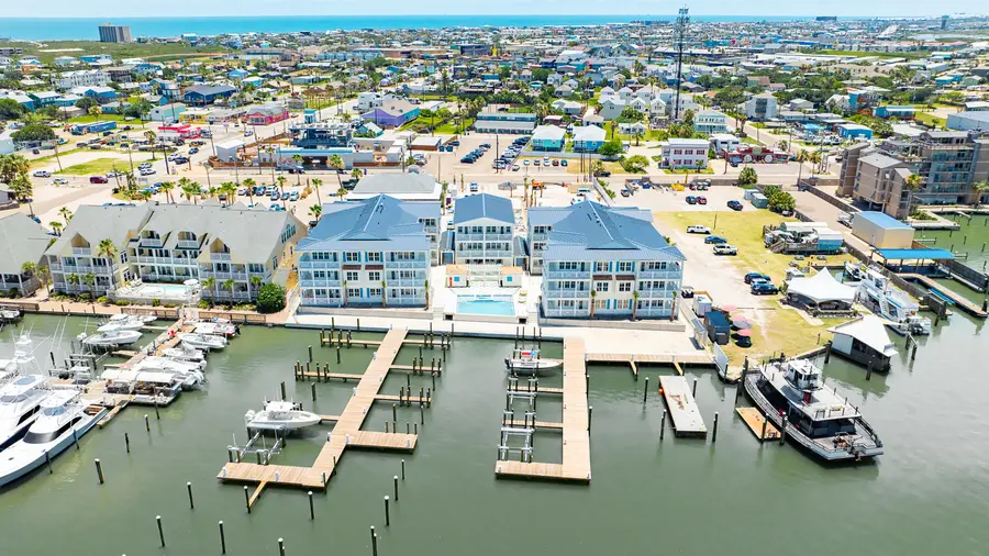 136 W Cotter Avenue #14, Port Aransas, TX 78373 - Image #2