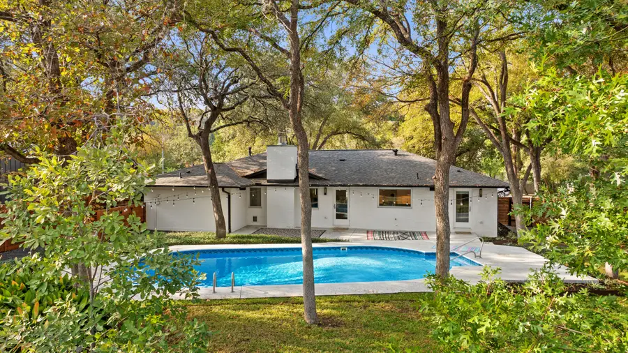 2615 Barton Hills Dr, Austin, TX 78704 - Image #2