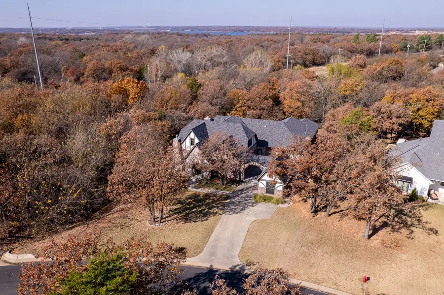 2609 Crestwood Drive, Jones, OK 73049 - Image #2
