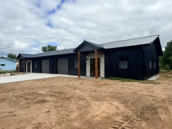 305 S KYES STREET #A & B, Merrill, WI 54452