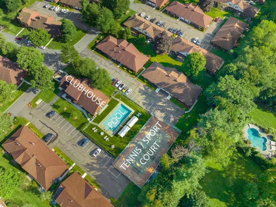 37-1 Tamaron Drive, Waldwick, NJ 07463 - Image #2