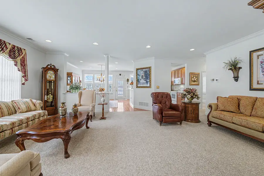 102 Oxford Ct, Smithville, NJ 08205 - #2