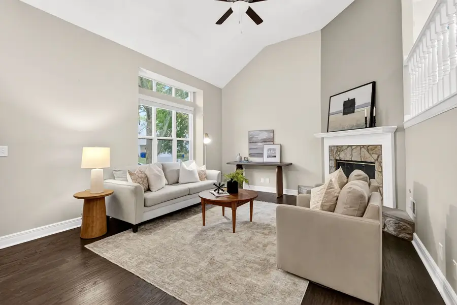 968 E Cavendish Trail, Olathe, KS 66061 - Image #3