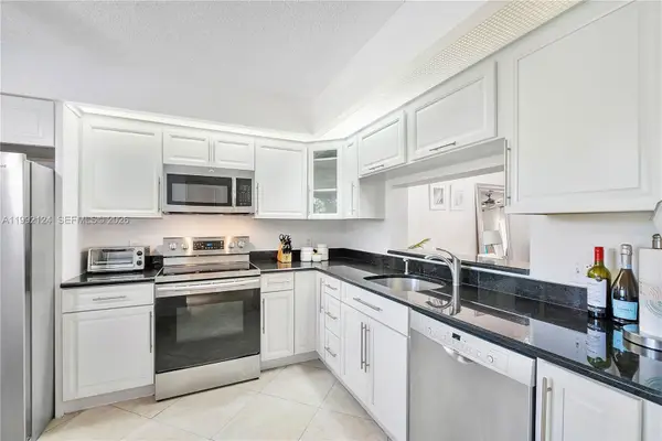 1301 SW 142nd Ave #203H, Pembroke Pines, FL 33027