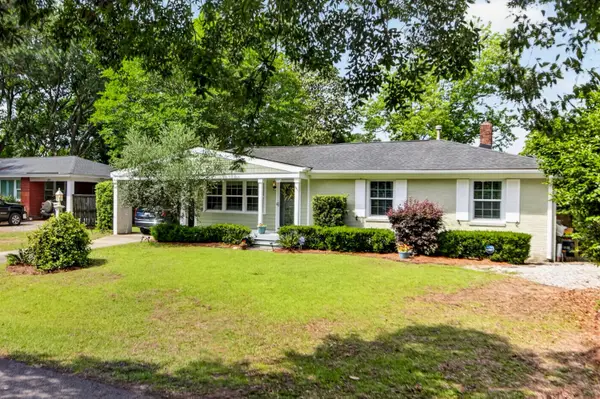 823 Quail Drive, Charleston, SC 29412