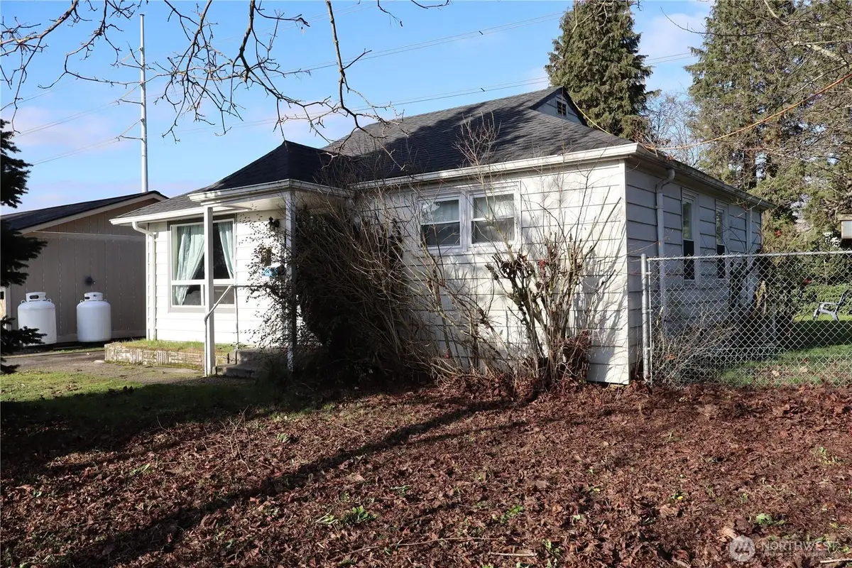 8510 33rd Avenue S, Lakewood, WA 98499 - #1