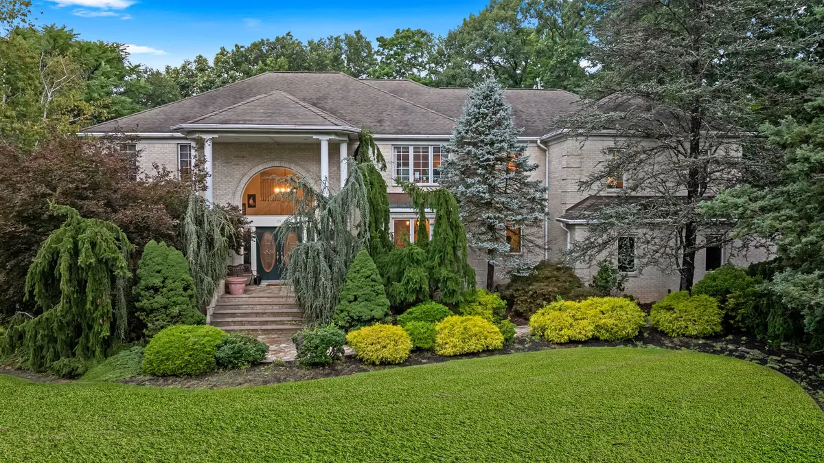 15 Bromley Court, Montville, NJ 07045 - #1
