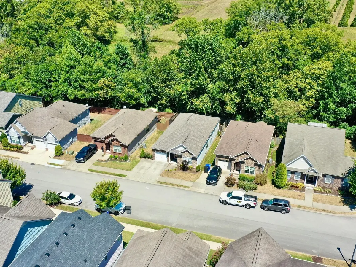 2422 Duxbury Dr, Columbia, TN 38401 - #1