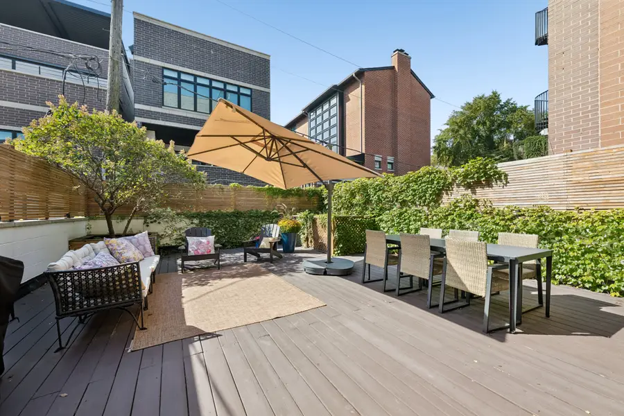 1510 N Wieland Street #2, Chicago, IL 60610 - #2