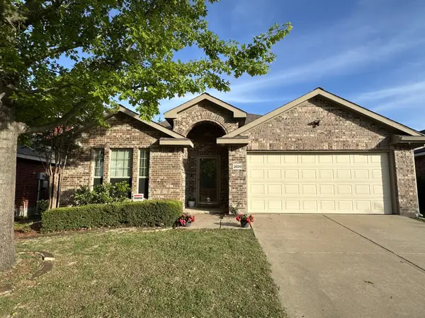2028 Lake Trail Drive, Heartland, TX 75126