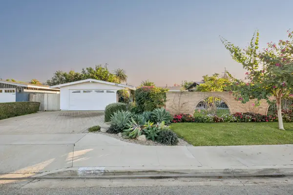 305 Nassau Road, Costa Mesa, CA 92626