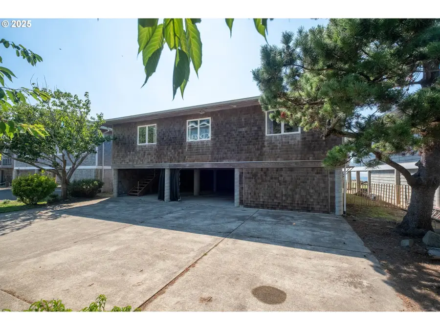 925 Happy Camp Rd, Tillamook, OR 97141 - Image #2