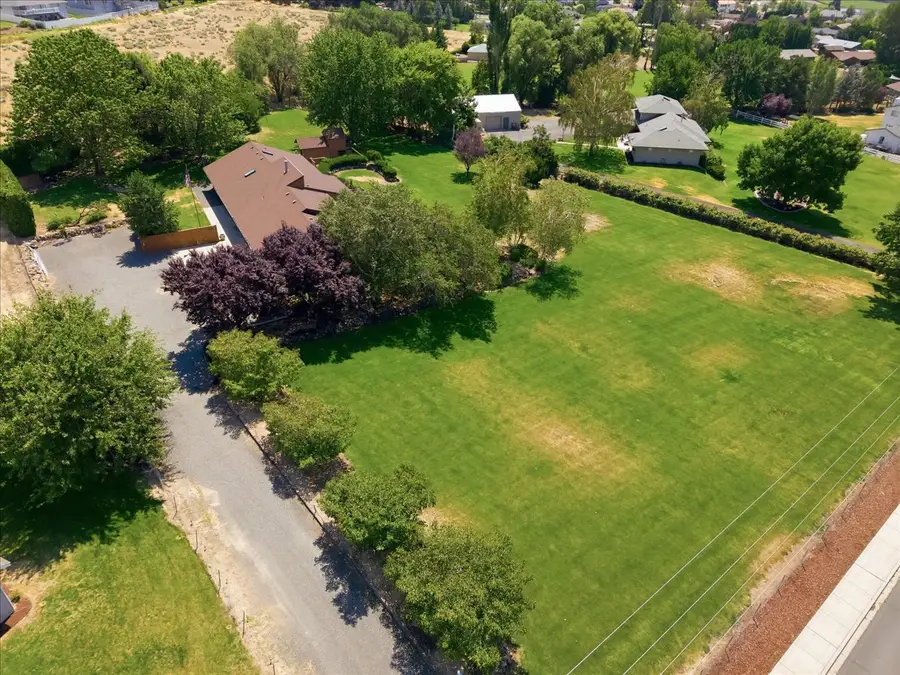 4711 Maple Ave, Yakima, WA 98901 - #2