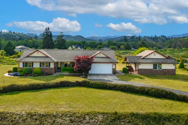 13820 Logez Court Sw, Olympia, WA 98512