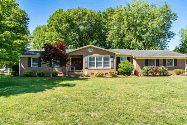 1513 W Rutledge Avenue, Gaffney, SC 29341