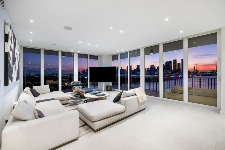 1000 Venetian Way #1004, Miami, FL 33139 - Image #2