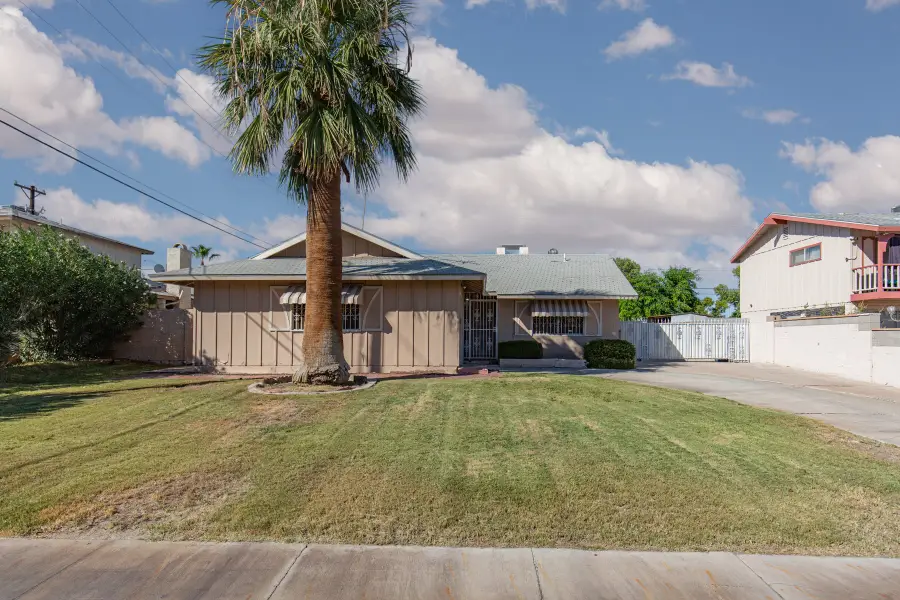 2432 Palma Vista Avenue, Las Vegas, NV 89121 - Image #2