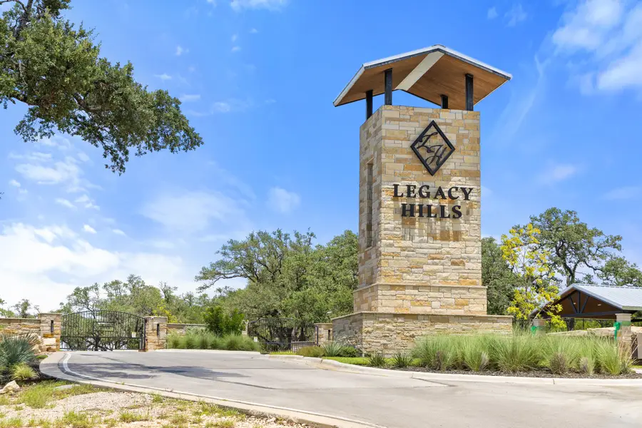 136 Legacy Hills Dr, Johnson City, TX 78636 - #3