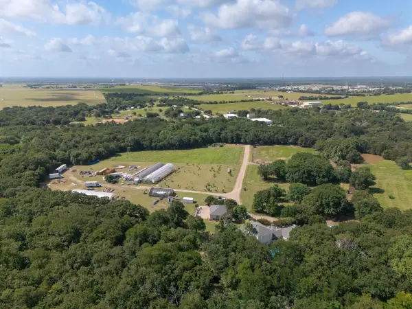 6529 Asher Road, Alvarado, TX 76009