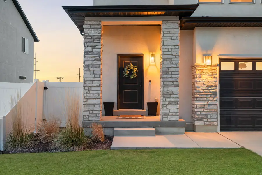 826 W Walnut Bark Ln, Mapleton, UT 84664 - #3