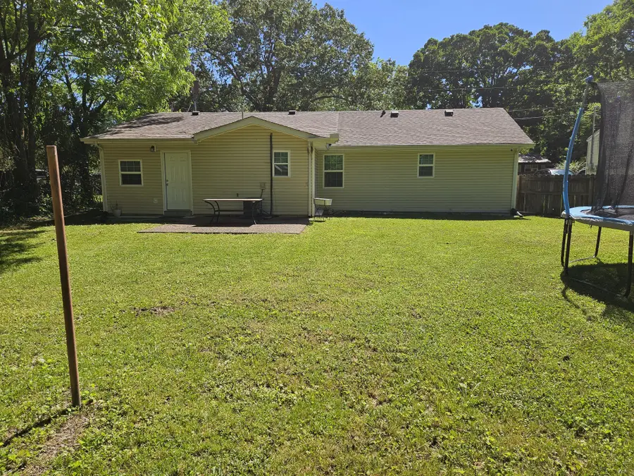 107 Gentry St, Tullahoma, TN 37388 - Image #2