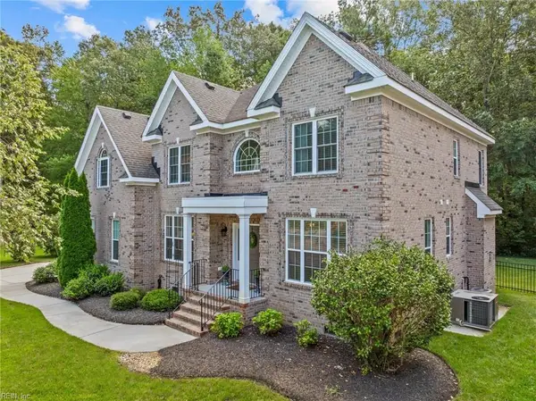 405 Beacon Key Court, Chesapeake, VA 23322