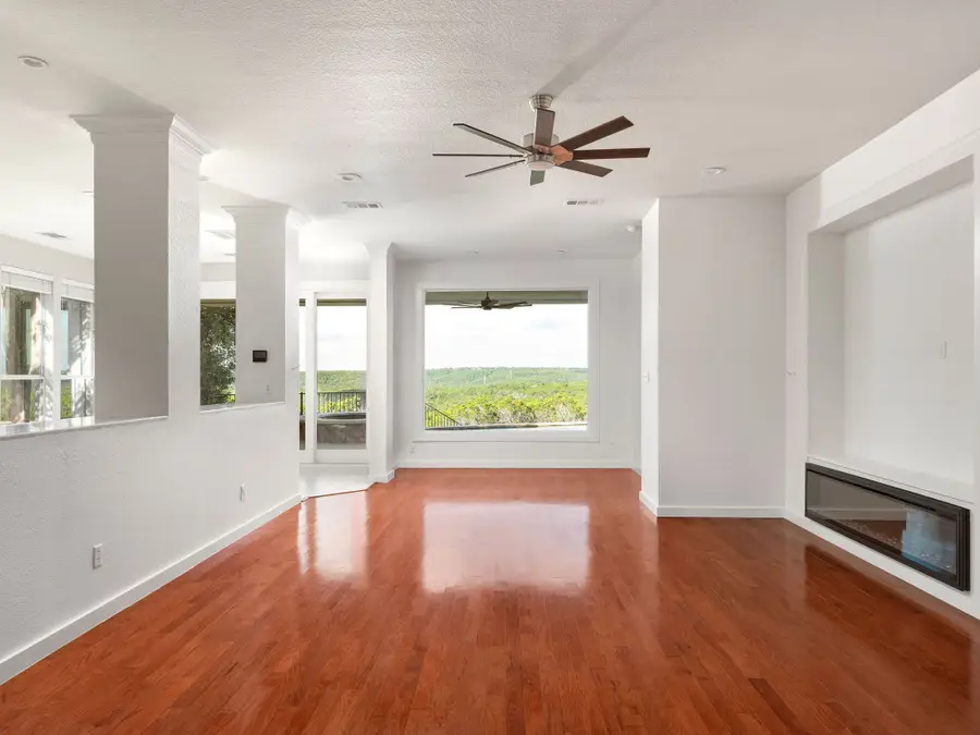 7319 Yaupon Dr, Austin, TX 78759 - #2