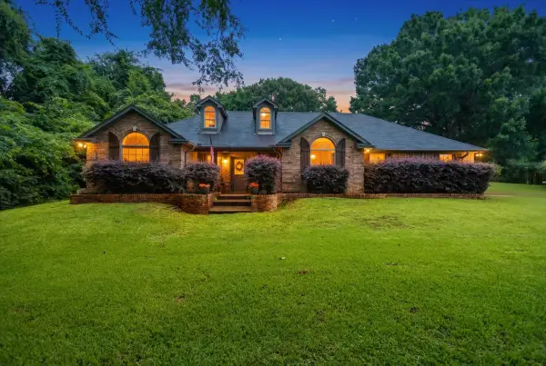 Address Withheld By Seller, Jacksonville,  75766