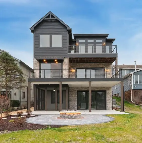 30248 Forest Dr, Burlington, WI 53105 - Image #2