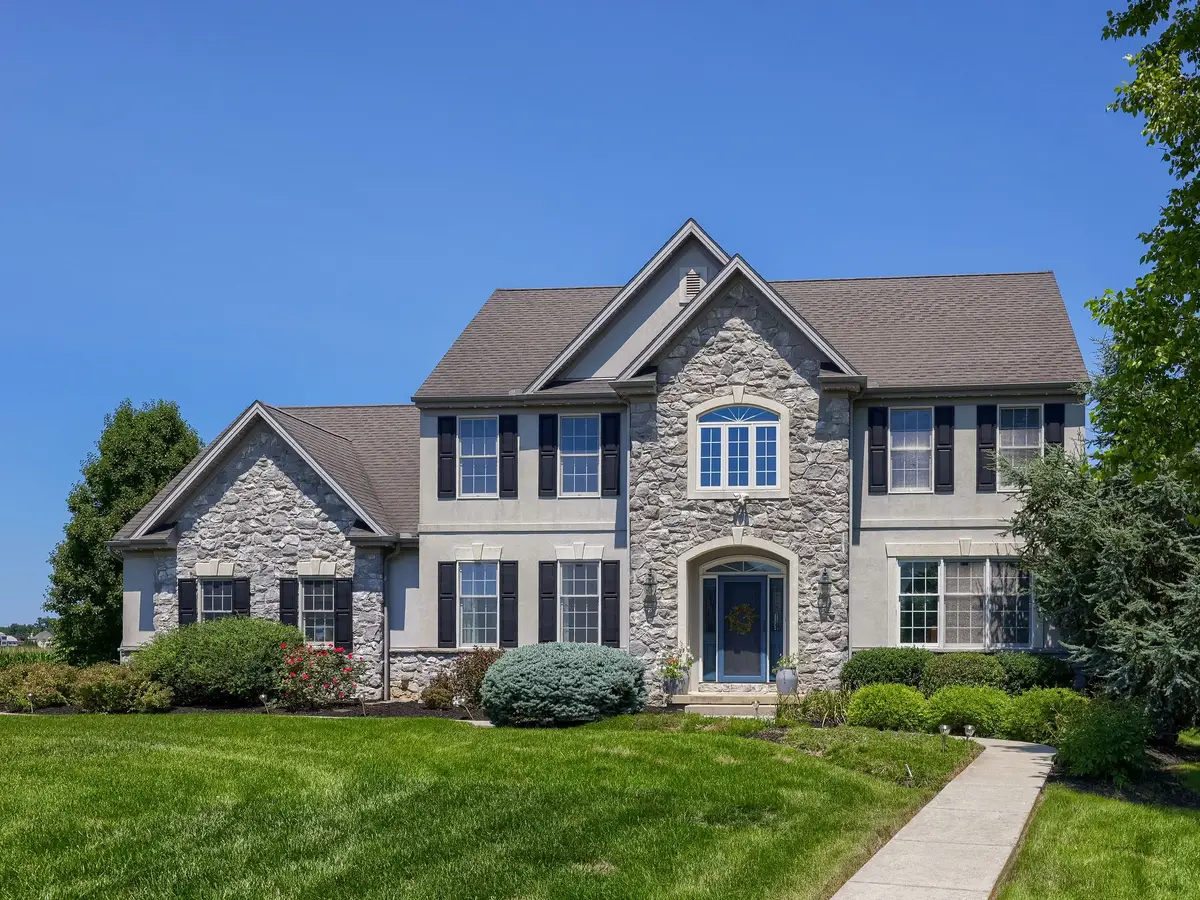 309 Chadwyck Ln, Lititz, PA 17543 - #1