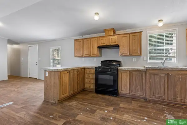 1075 W 8th Street #9, North Bend, NE 68649