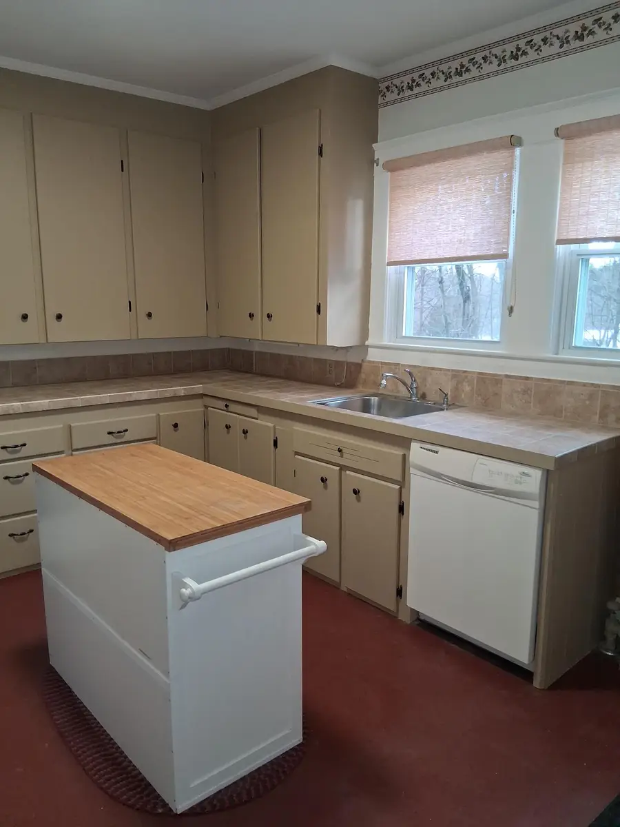 17 Burleigh Street, Waterville, ME 04901 - Image #2