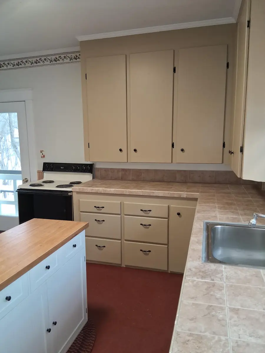 17 Burleigh Street, Waterville, ME 04901 - Image #3