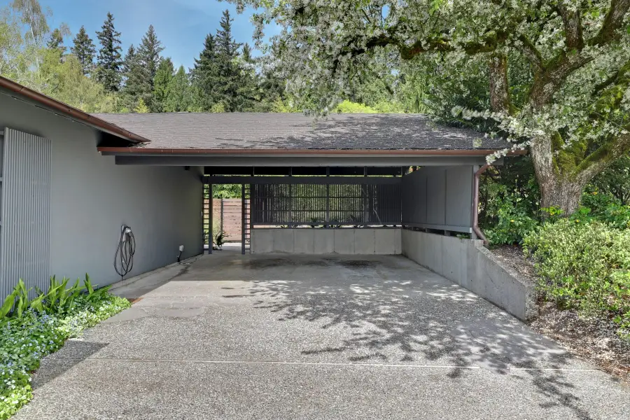 3619 SW 50th Ave, Portland, OR 97221 - #3