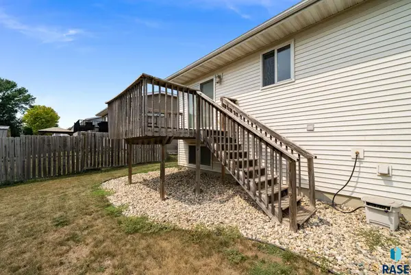 4509 W Oregon St, Sioux Falls, SD 57107