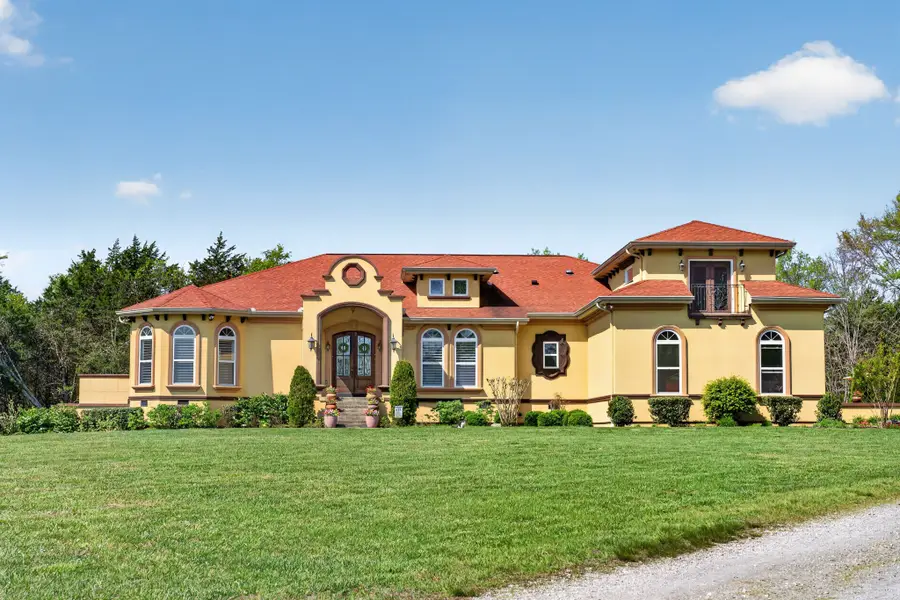 228 Weaver Rd, Lebanon, TN 37090 - #2