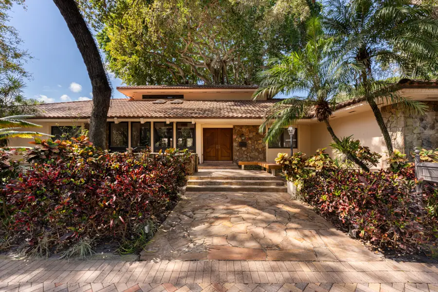9490 Old Cutler Ln, Coral Gables, FL 33156 - #2