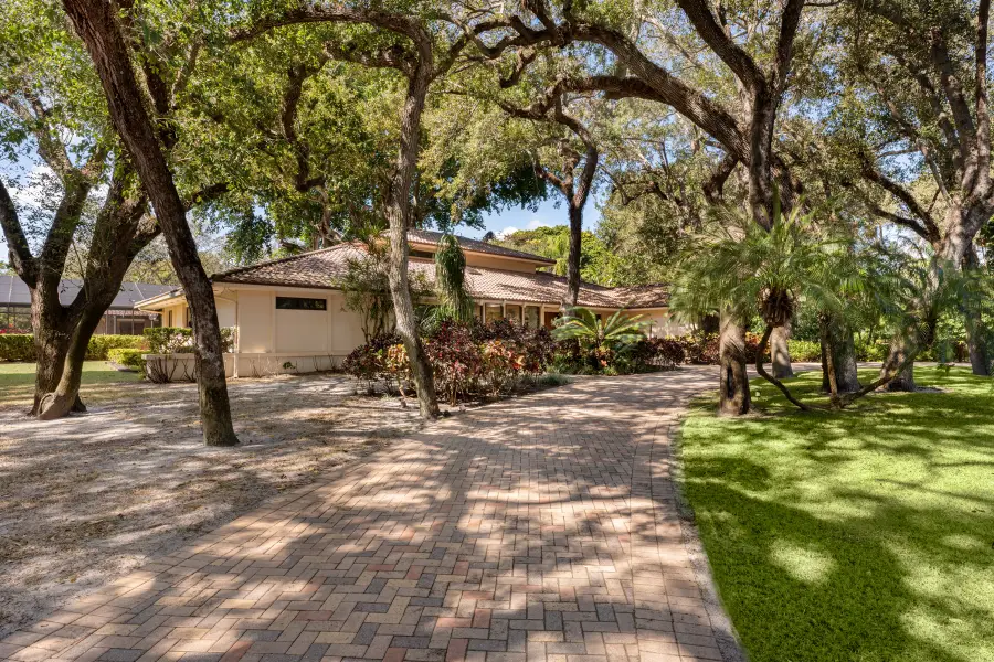 9490 Old Cutler Ln, Coral Gables, FL 33156 - #3