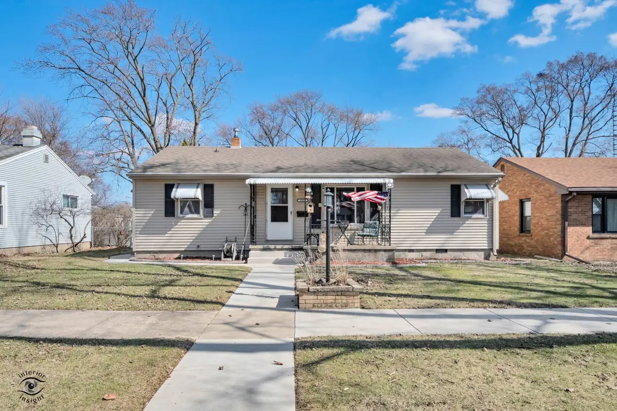 1562 S 5th Avenue, Kankakee, IL 60901 - #1