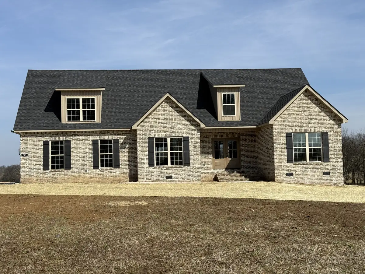715 Knight Campground Rd, Shelbyville, TN 37160 - #1