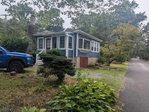 32 Laurel Drive, Jefferson Twp., NJ 07438