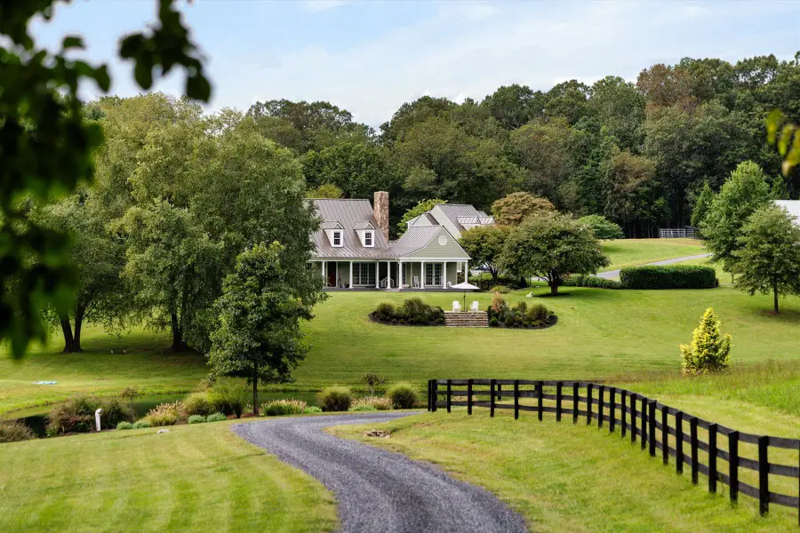 5742 Keyser Rd, Hume, VA 22639 - #2