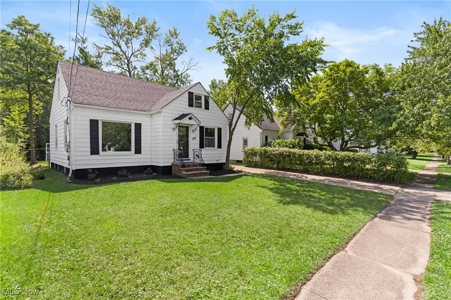 109 Avalon Avenue, Bedford, OH 44146 - Image #2