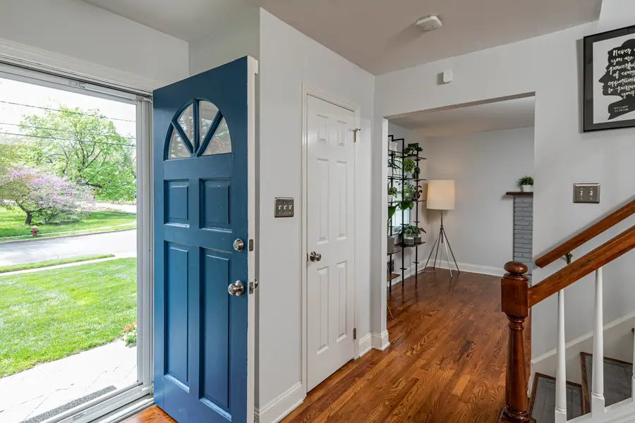 24 Stonicker Dr, Lawrence, NJ 08648 - #2